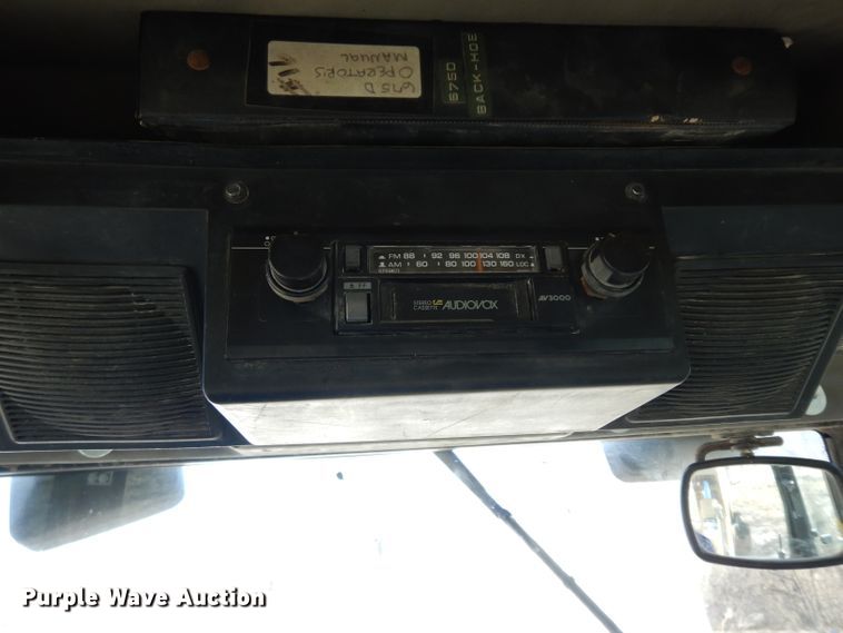 image for item DG6300 Ford 675D backhoe