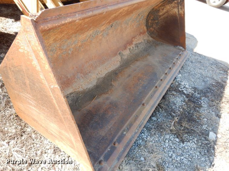 image for item DG6300 Ford 675D backhoe