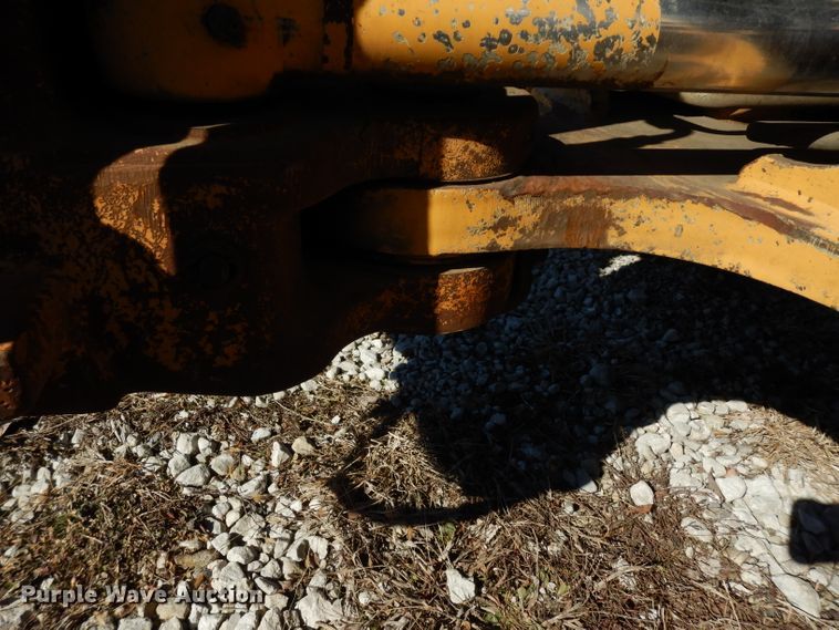 image for item DG6300 Ford 675D backhoe