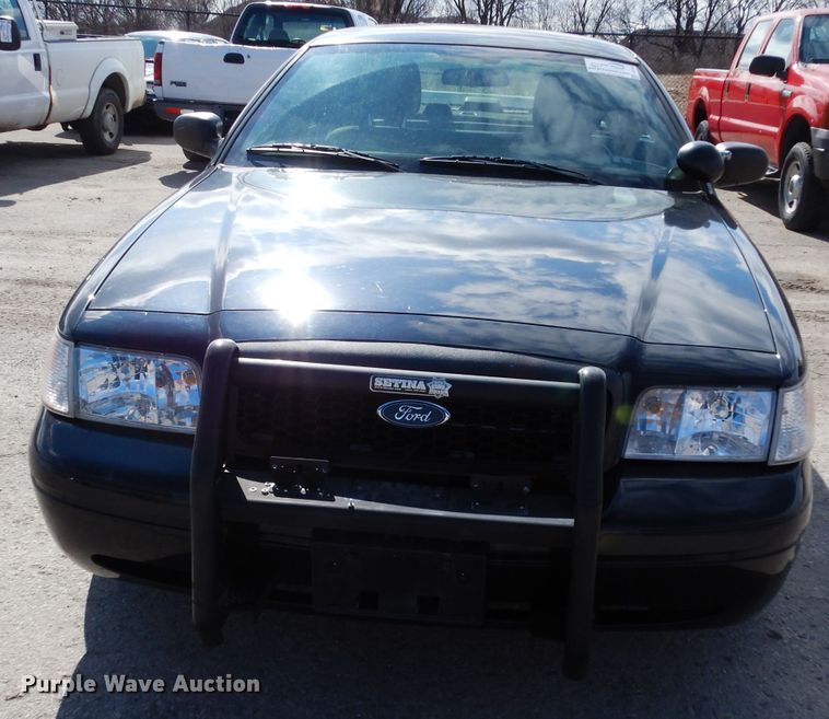 image for item DG6308 2011 Ford Crown Victoria Police Interceptor