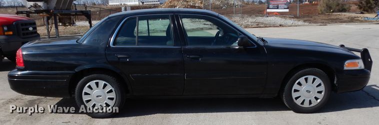 image for item DG6308 2011 Ford Crown Victoria Police Interceptor