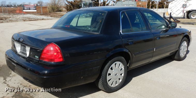 image for item DG6308 2011 Ford Crown Victoria Police Interceptor
