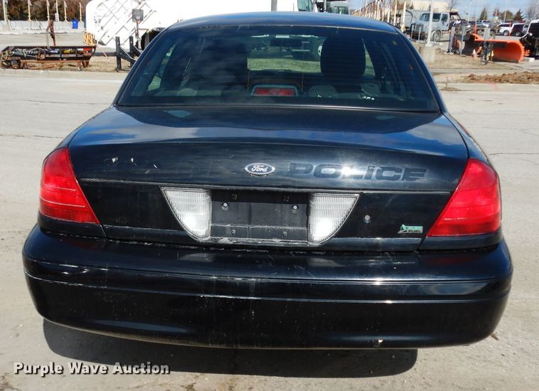 image for item DG6308 2011 Ford Crown Victoria Police Interceptor