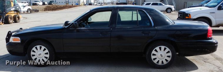 image for item DG6308 2011 Ford Crown Victoria Police Interceptor