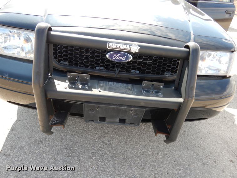 image for item DG6308 2011 Ford Crown Victoria Police Interceptor