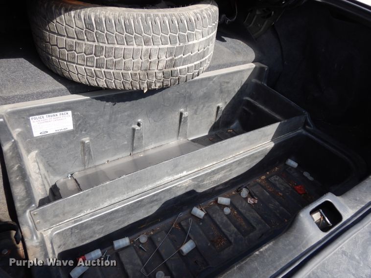 image for item DG6308 2011 Ford Crown Victoria Police Interceptor