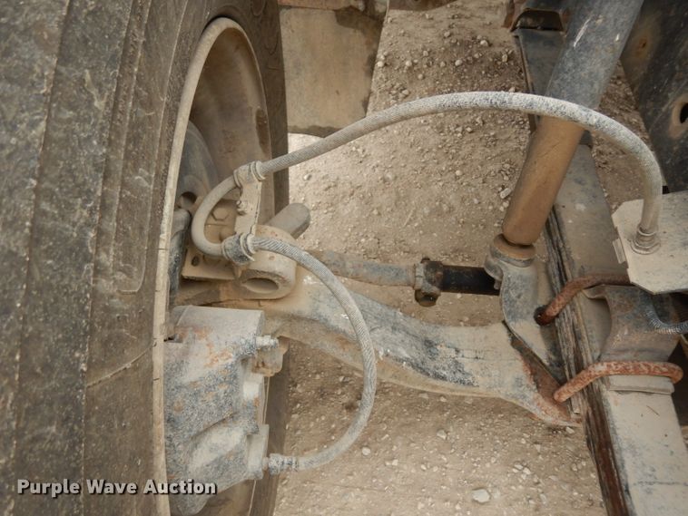 image for item DG6332 1998 International 4700 sign truck