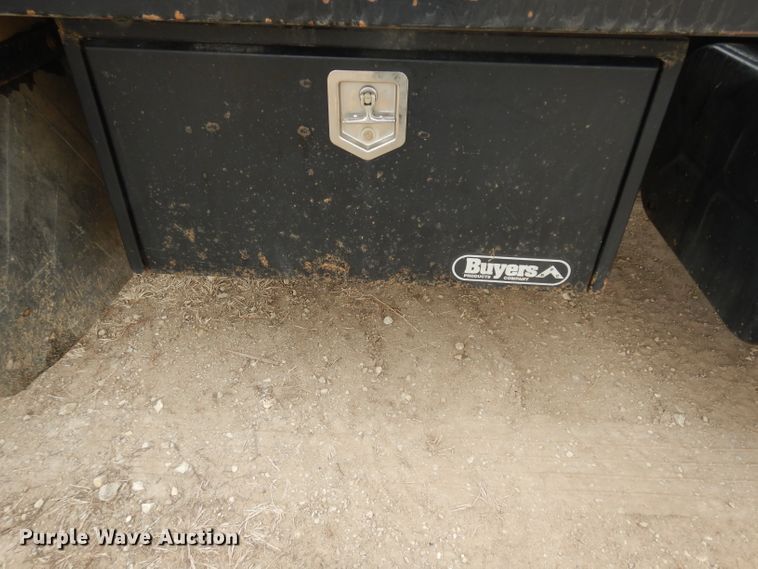 image for item DG6332 1998 International 4700 sign truck