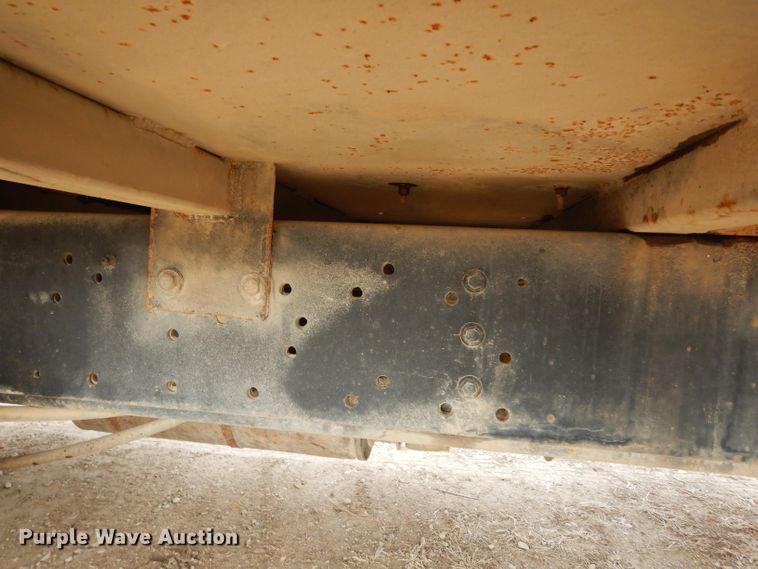 image for item DG6332 1998 International 4700 sign truck