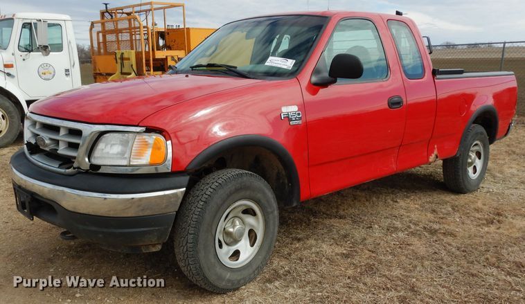 image for item DG6334 1999 Ford F150 XL SuperCab pickup truck