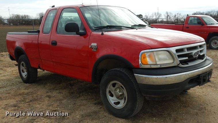 image for item DG6334 1999 Ford F150 XL SuperCab pickup truck
