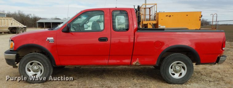 image for item DG6334 1999 Ford F150 XL SuperCab pickup truck