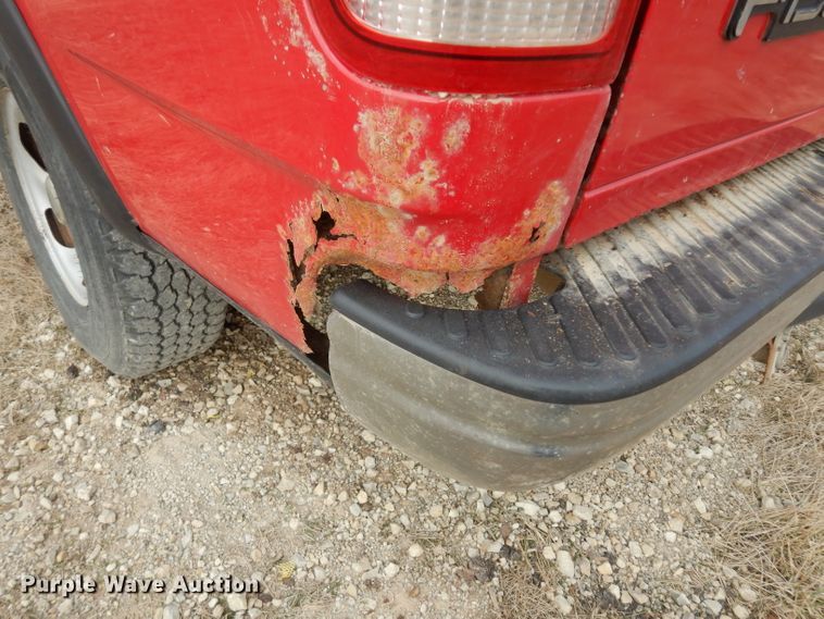 image for item DG6334 1999 Ford F150 XL SuperCab pickup truck