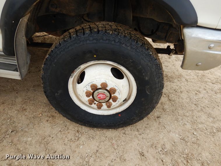 image for item DG6335 1991 Ford F350 flatbed truck with sprayer