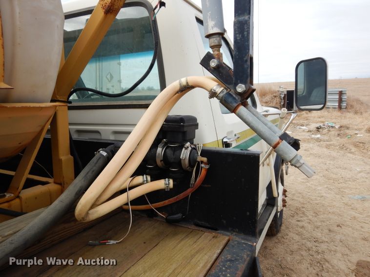 image for item DG6335 1991 Ford F350 flatbed truck with sprayer