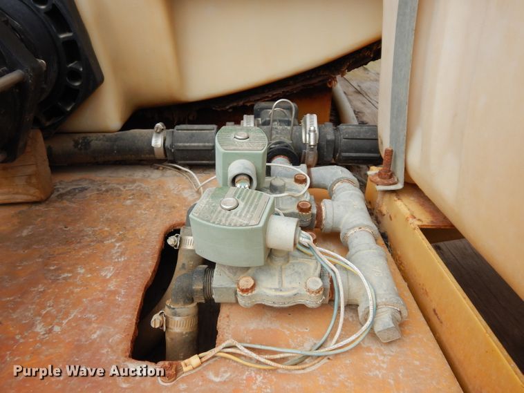 image for item DG6335 1991 Ford F350 flatbed truck with sprayer