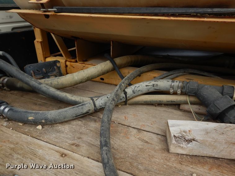 image for item DG6335 1991 Ford F350 flatbed truck with sprayer