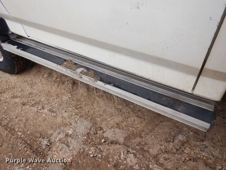 image for item DG6335 1991 Ford F350 flatbed truck with sprayer