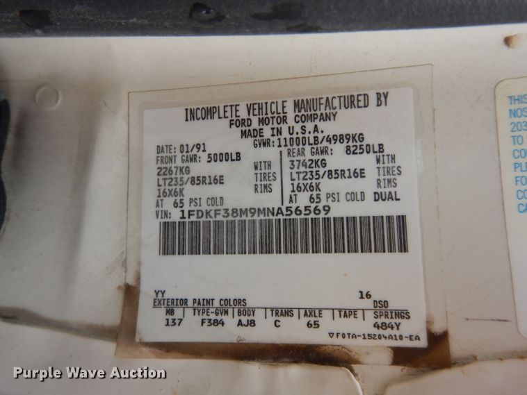 image for item DG6335 1991 Ford F350 flatbed truck with sprayer