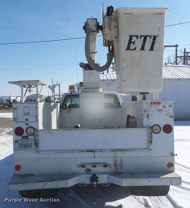 image for item DH4800 1995 Chevrolet C3500 bucket truck