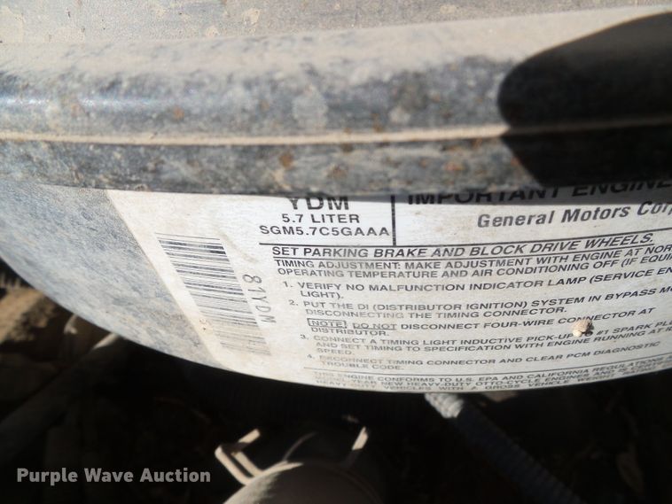 image for item DH4800 1995 Chevrolet C3500 bucket truck