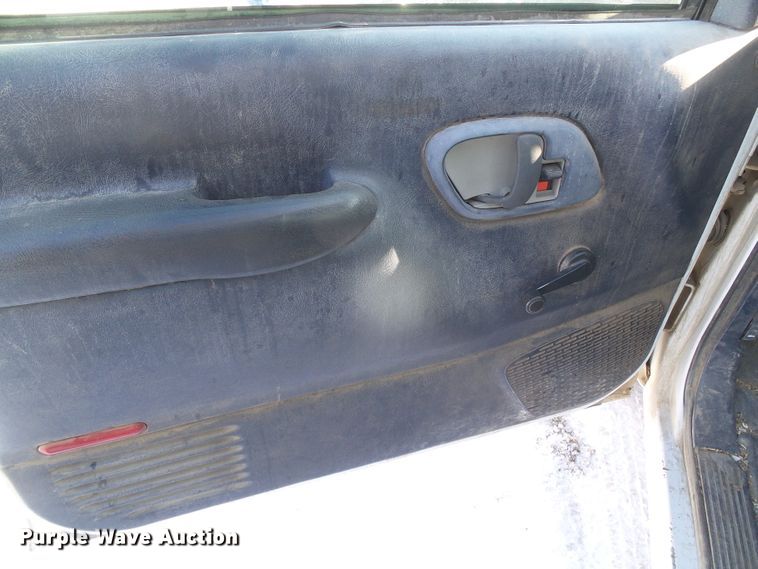 image for item DH4800 1995 Chevrolet C3500 bucket truck