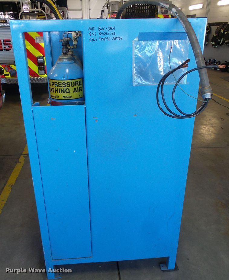 image for item DH4817 Mako BAC-08H breathing air center