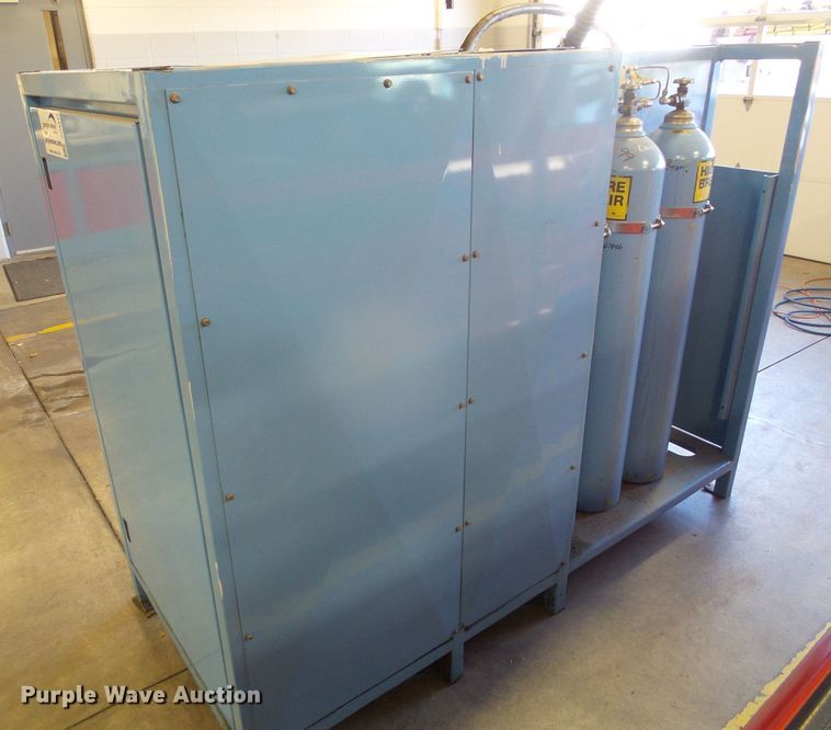 image for item DH4817 Mako BAC-08H breathing air center