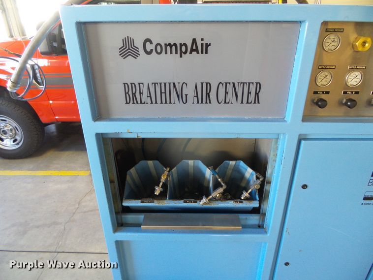 image for item DH4817 Mako BAC-08H breathing air center