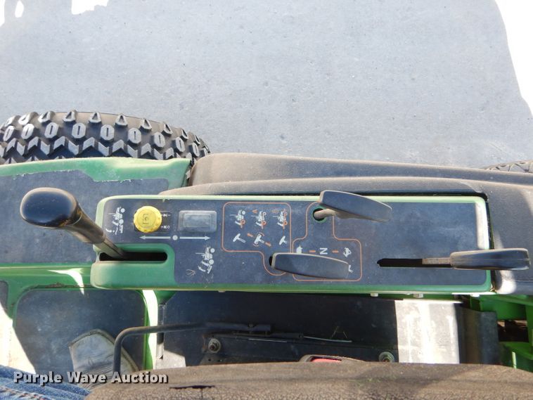 image for item DH6408 2008 John Deere 1565 Series II lawn mower