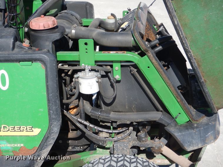 image for item DH6408 2008 John Deere 1565 Series II lawn mower