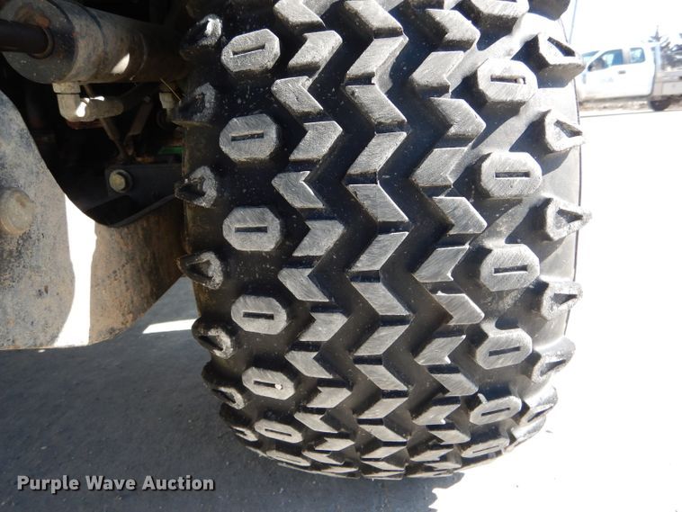 image for item DH6408 2008 John Deere 1565 Series II lawn mower