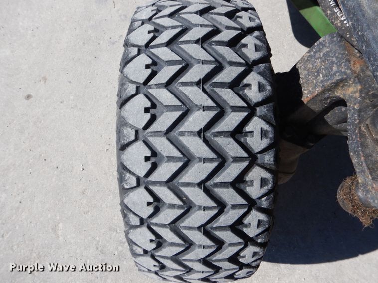 image for item DH6408 2008 John Deere 1565 Series II lawn mower