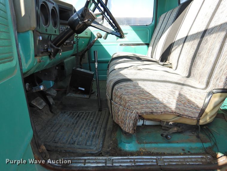 image for item DI0030 1974 Chevrolet C60 winch truck