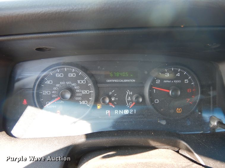 image for item ER9900 2010 Ford Crown Victoria Police Interceptor