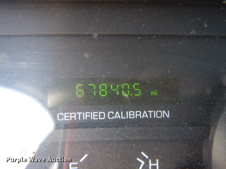 image for item ER9900 2010 Ford Crown Victoria Police Interceptor