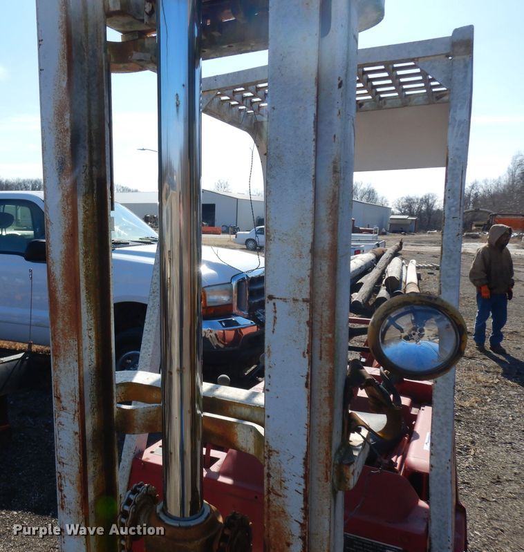 image for item ER9904 Clark 1632033 forklift