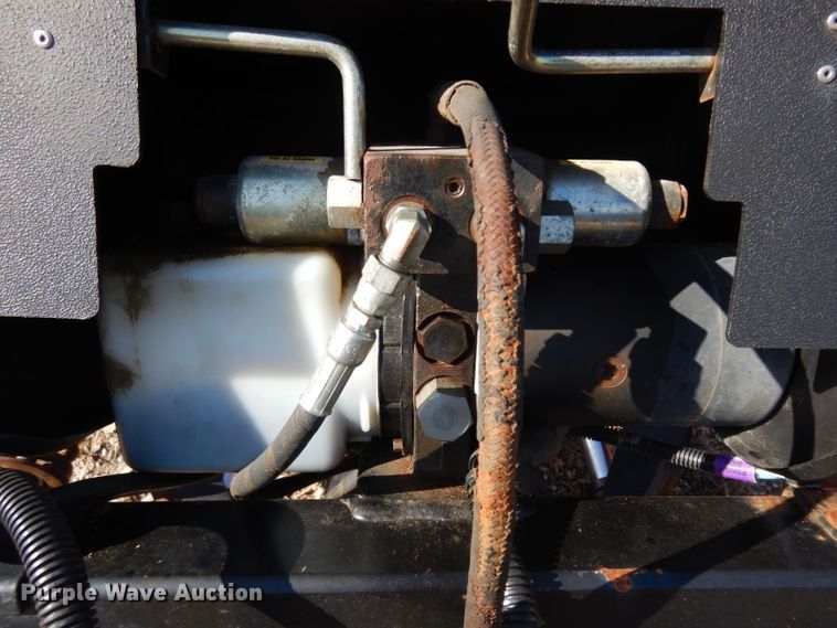 image for item ER9906 Hiniker snow plow