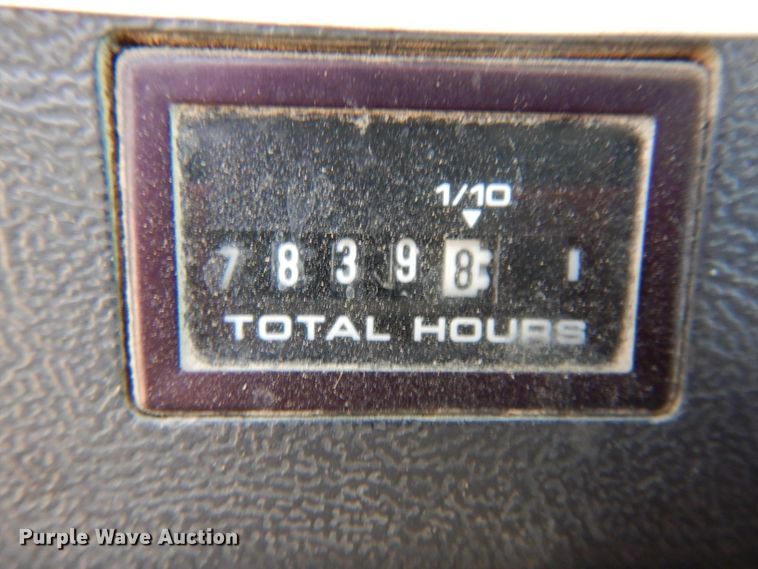 image for item ER9908 1995 Ford L8000 dump truck