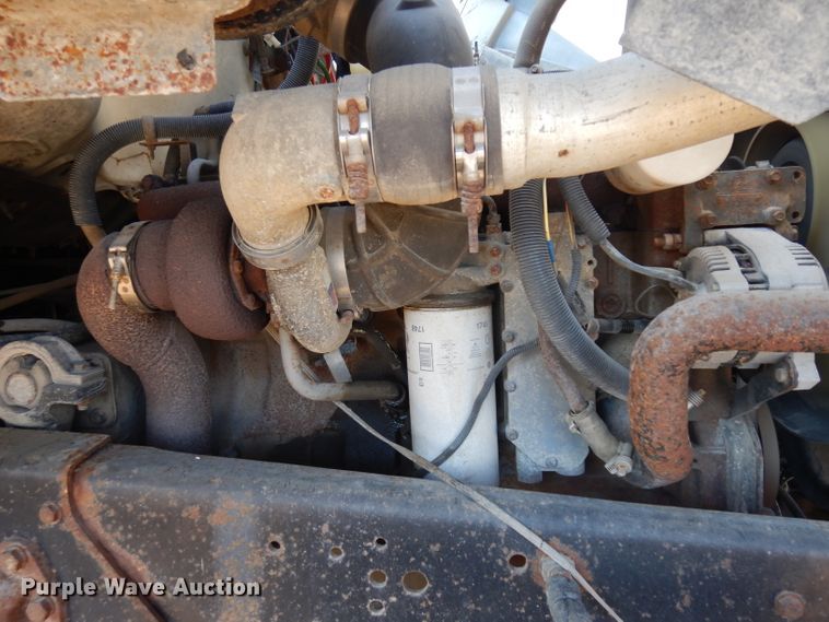 image for item ER9908 1995 Ford L8000 dump truck