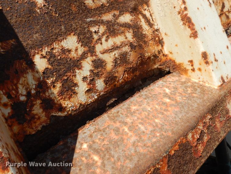 image for item ER9908 1995 Ford L8000 dump truck