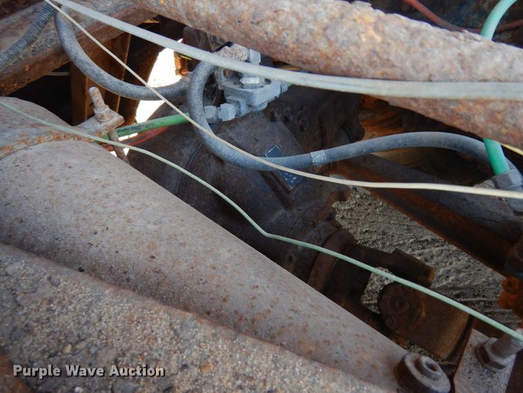 image for item ER9908 1995 Ford L8000 dump truck