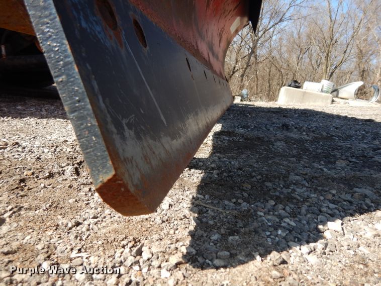 image for item ER9908 1995 Ford L8000 dump truck