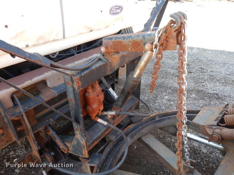 image for item ER9908 1995 Ford L8000 dump truck