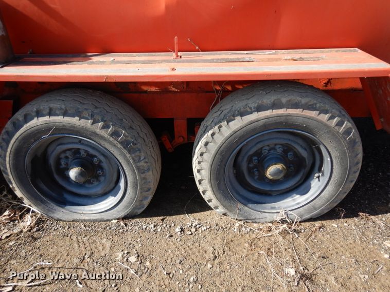 image for item ER9909 Rosco RS400 crack sealer