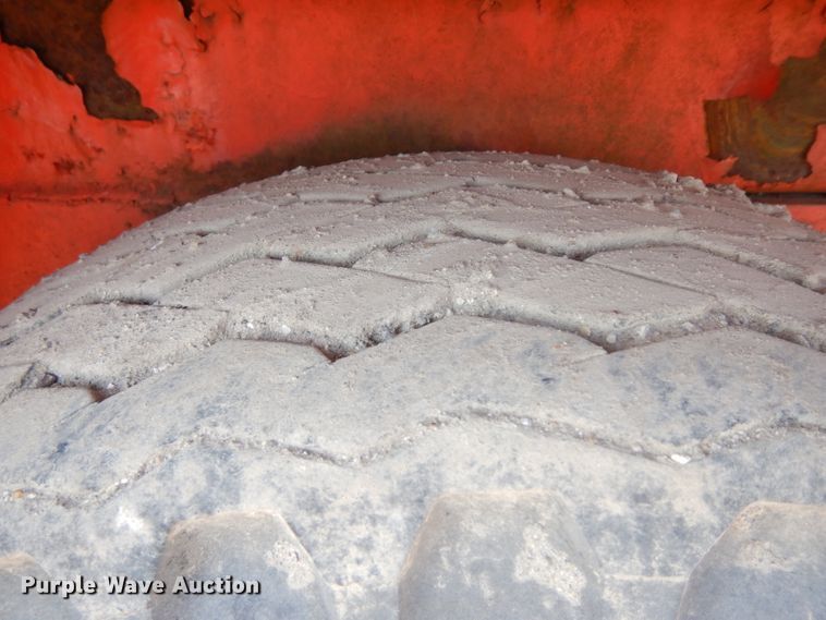 image for item ER9909 Rosco RS400 crack sealer