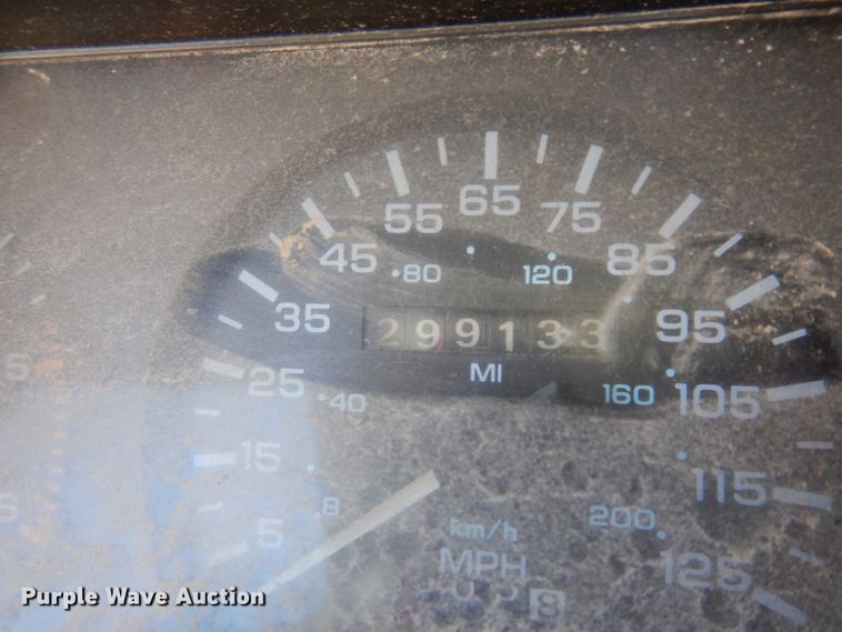 image for item ER9916 1992 Dodge Dakota Club Cab pickup truck