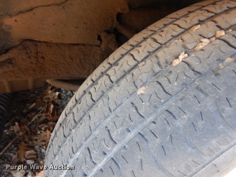 image for item ER9916 1992 Dodge Dakota Club Cab pickup truck