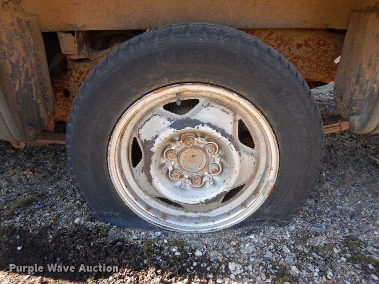 image for item ER9916 1992 Dodge Dakota Club Cab pickup truck