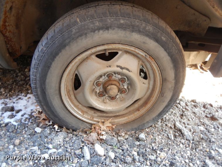 image for item ER9916 1992 Dodge Dakota Club Cab pickup truck